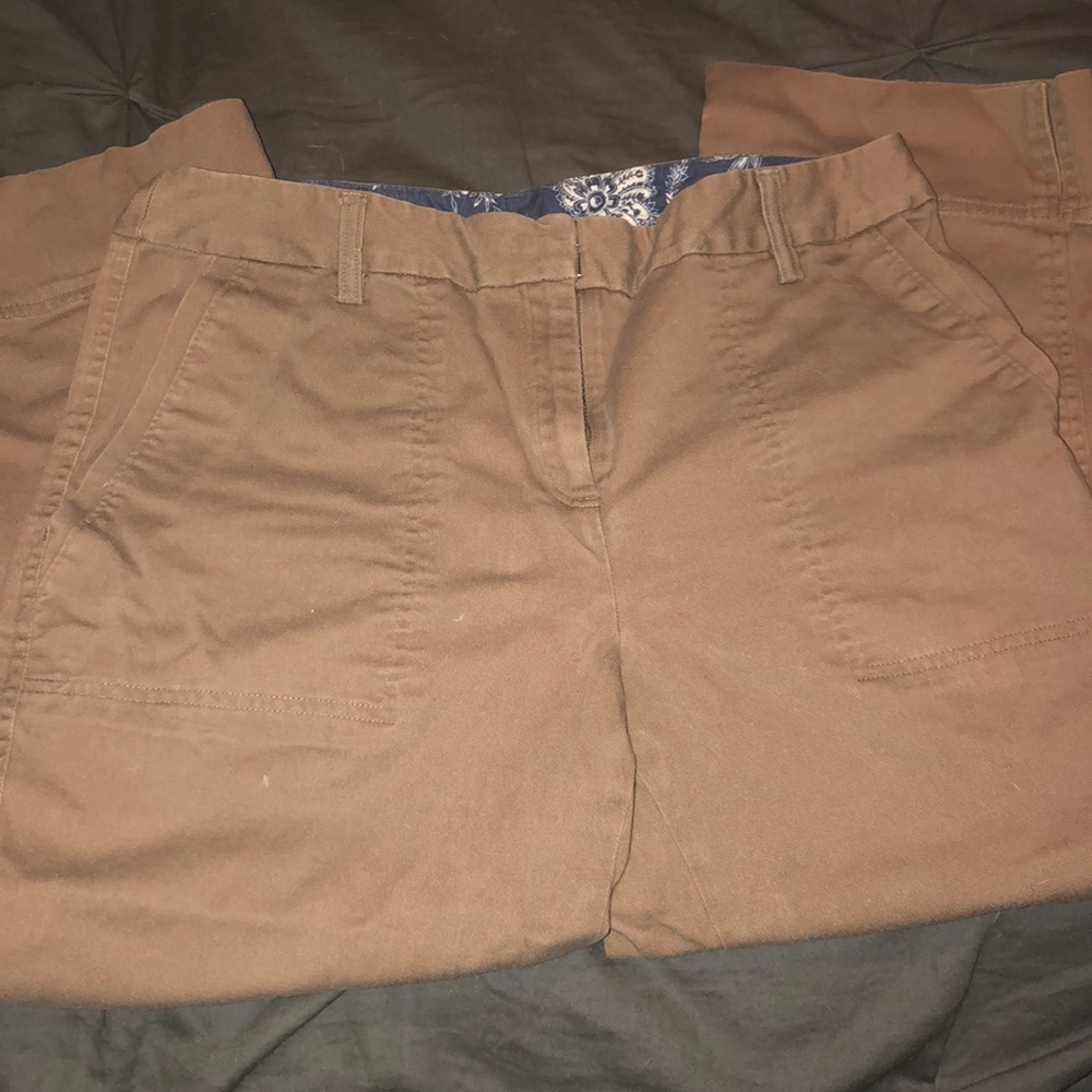 ‼️Van Heusen‼️ Brown Capri pants ‼️